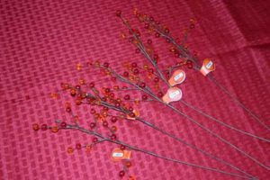 How to make a fall garland