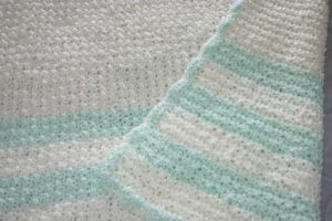 Ray of Sunshine- Crochet baby blanket, change of color in the blanket