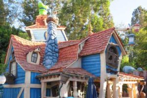 Gluten Free Dining at Disneyland- Toon Town has little to no options