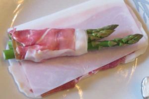 Asparagus Wrapped in Prosciutto