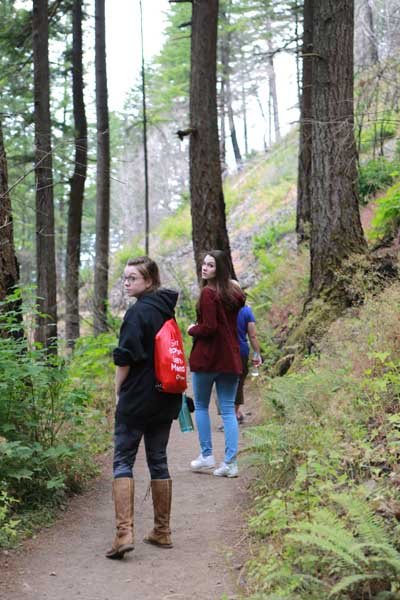 Sometimes you have to park far away and hike your way to the Visitor's center at Multnomah Falls